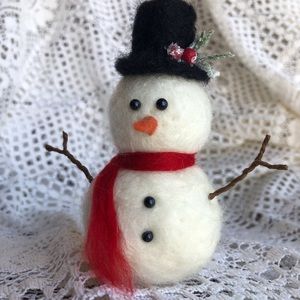 Needle Felted Snowman ornament NWT